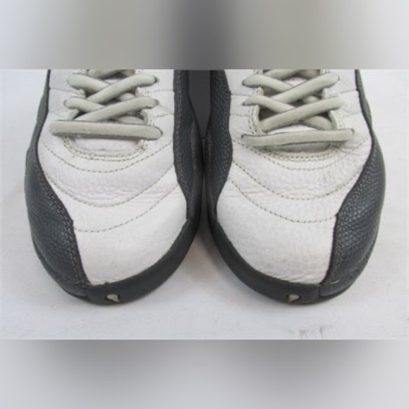 Air Jordan 12 Retro "'Flint Grey" Size: 8 - Picture 6 of 11